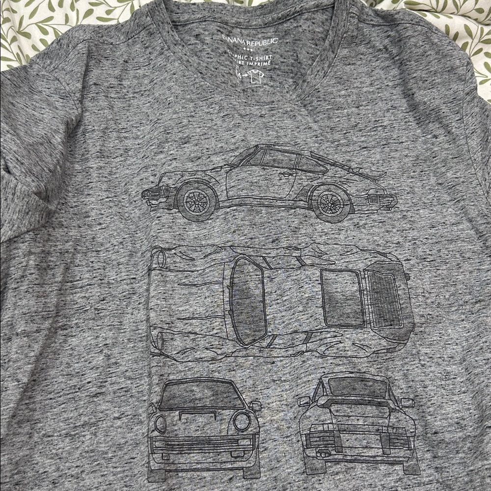 Banana Republic Graphic Tshirt
